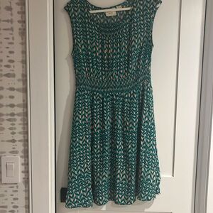 Anthropologie Maeve Evaline Green Smocking Dress Aline Chevron Size medium